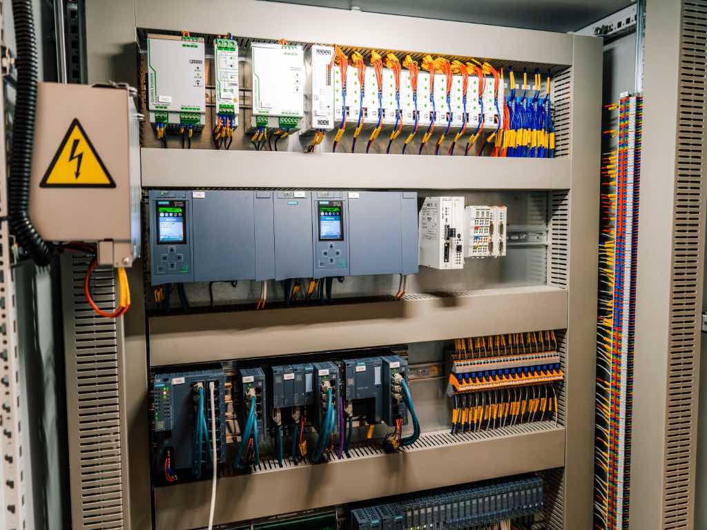 Distribution board rewiring